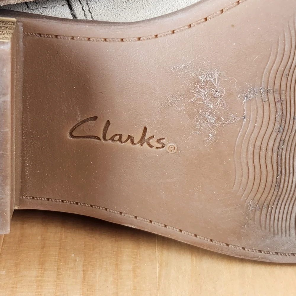 Clarks Collection Addiy Kara Ankle Boots Women's 10 Sand Suede - Picture 12 of 13